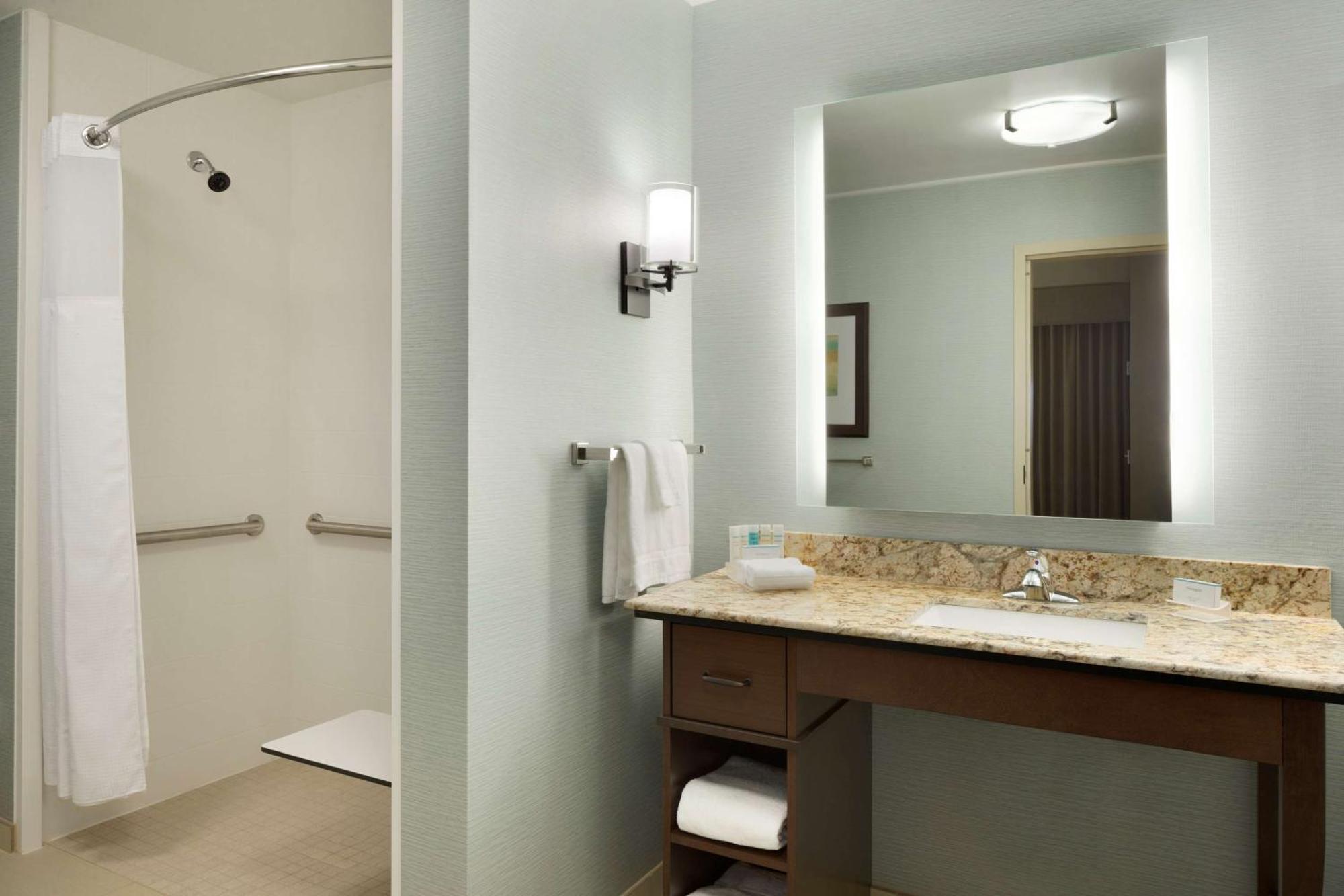 Homewood Suites By Hilton Kalamazoo-Portage Εξωτερικό φωτογραφία