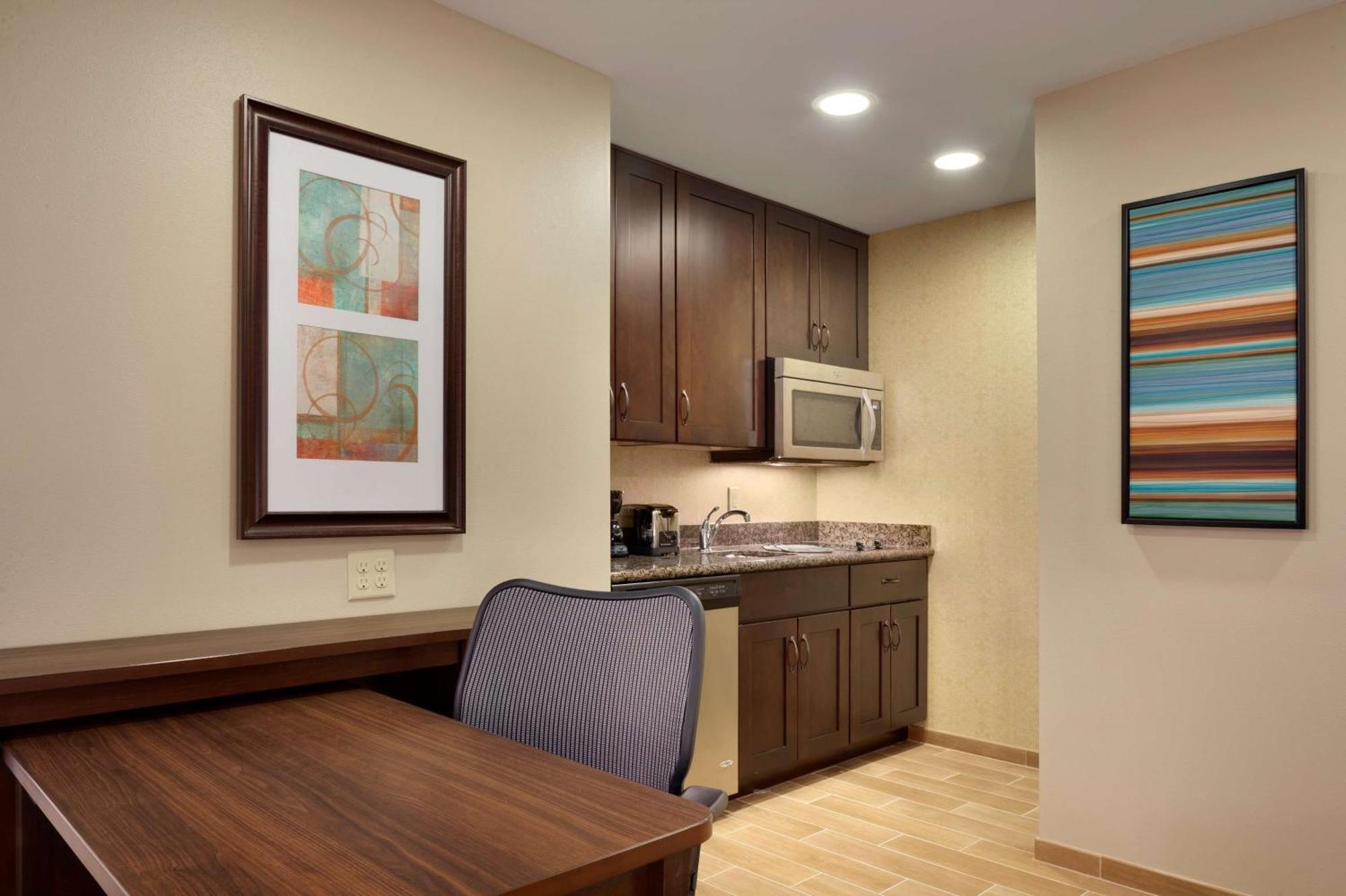 Homewood Suites By Hilton Kalamazoo-Portage Εξωτερικό φωτογραφία