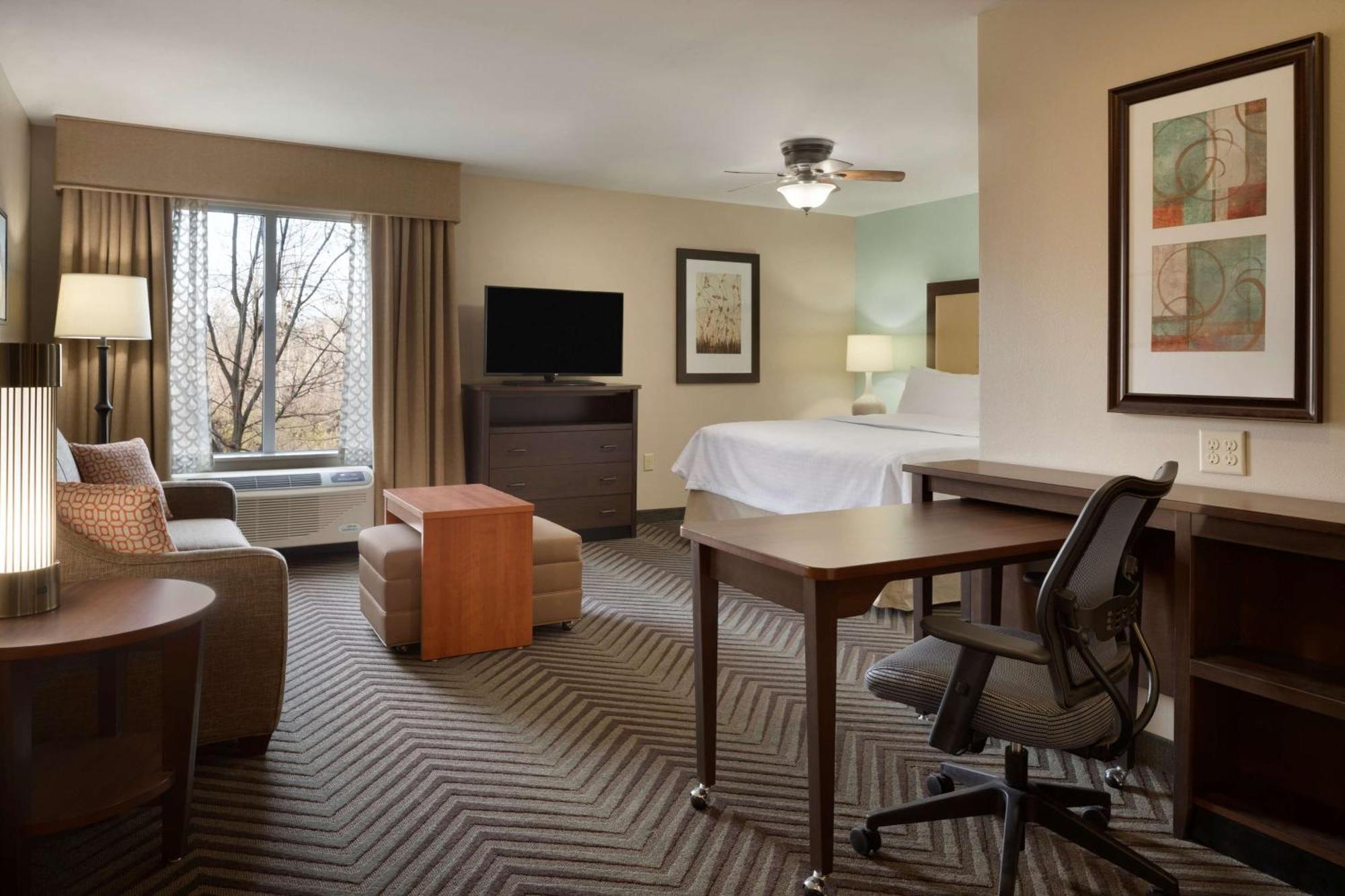 Homewood Suites By Hilton Kalamazoo-Portage Εξωτερικό φωτογραφία
