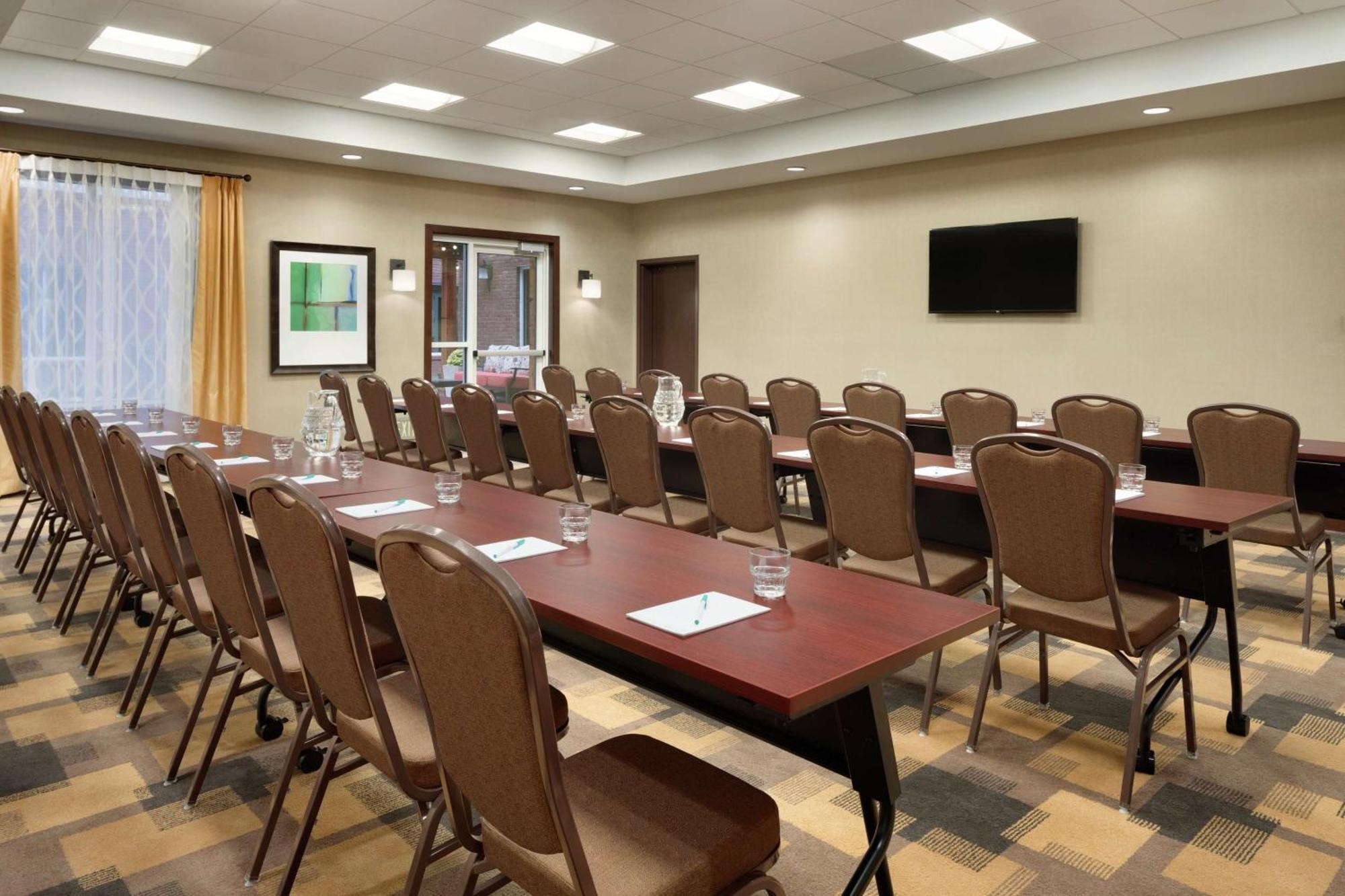 Homewood Suites By Hilton Kalamazoo-Portage Εξωτερικό φωτογραφία